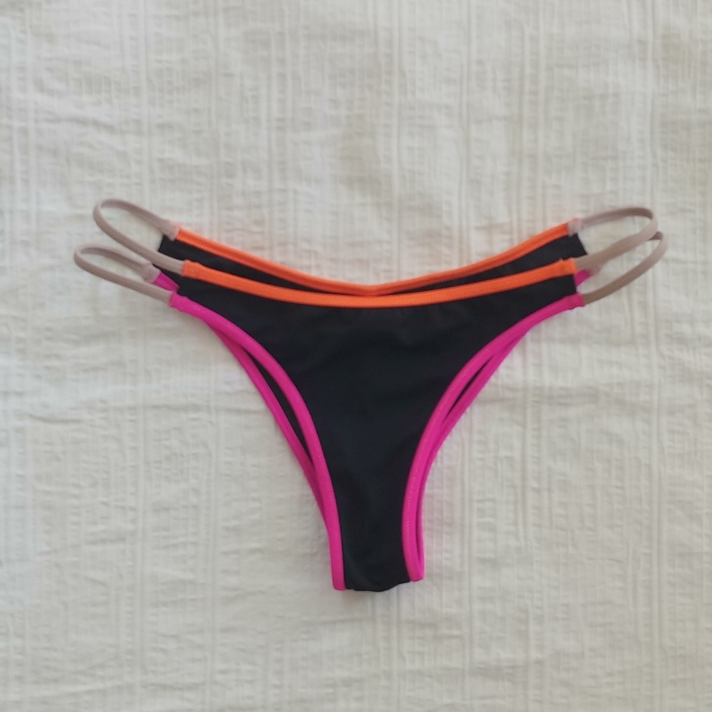 {VS} Bikini Bottom